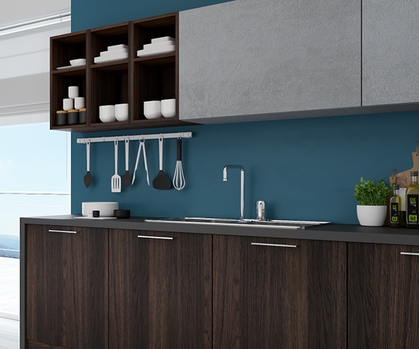 centro kitchen κουζίνα, design, μοντέρνα κουζίνα,semmel, ερμάρια σε σκούρες ξύλινες αποχρώσεις, με ανάγλυφη υφή, γκρι βιομηχανικό τσιμέντο και μεταλλικά στοιχεία, γαλάζιο χρώμα